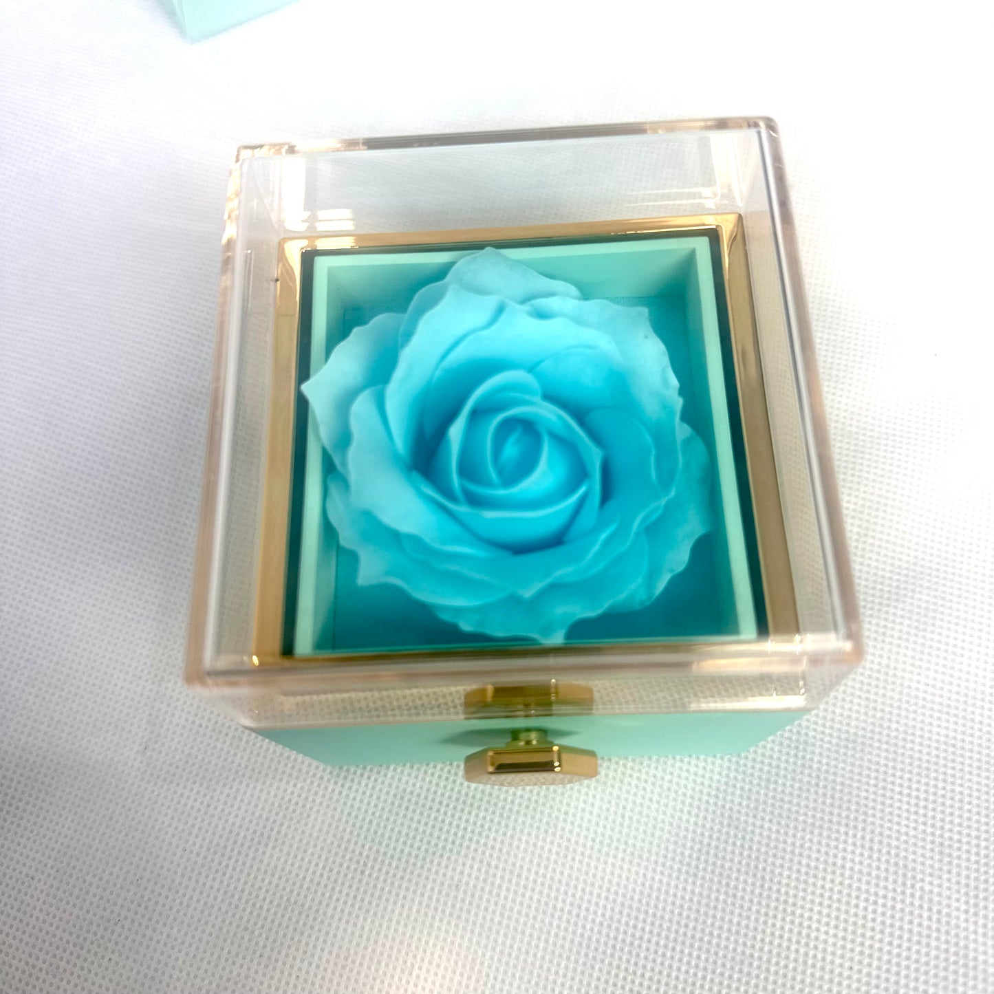 Spinning Rose Jewelry Box with Beautiful “I Love You” Necklace